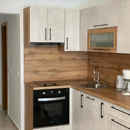 Apartmani Maris II Palit Екстериор снимка