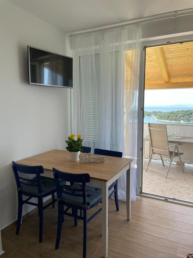 Apartmani Maris II Palit Екстериор снимка