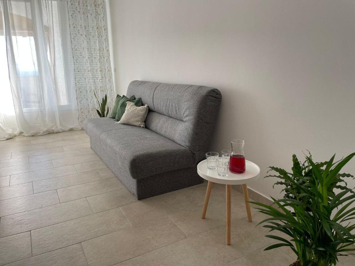 Apartmani Maris II Palit Екстериор снимка